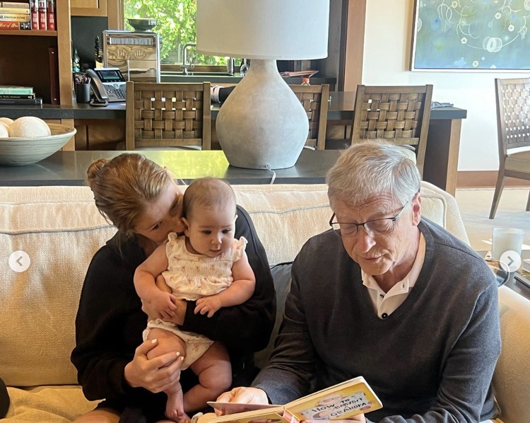 Cucu Bill Gates Cucu Bill Gates