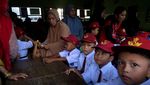 Ekspresi Anak-anak Saat Hari Pertama Masuk Sekolah di Gowa