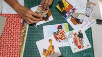 Kerajinan tangan membungkus gambar dengan kertas washi asal Jepang tersebut dijual ke berbagai kota melalui media sosial dan e-commerce.  