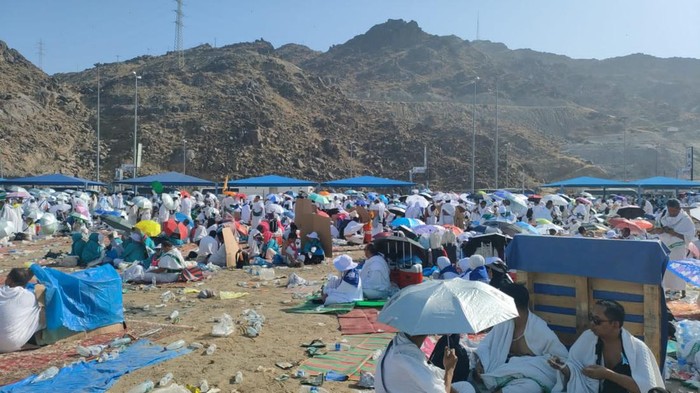 jemaah di tanah suci Makkah