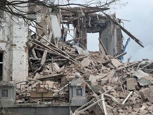 Rusia Gempur Kota Pusat Bantuan Kemanusiaan di Ukraina, 4 Orang Tewas