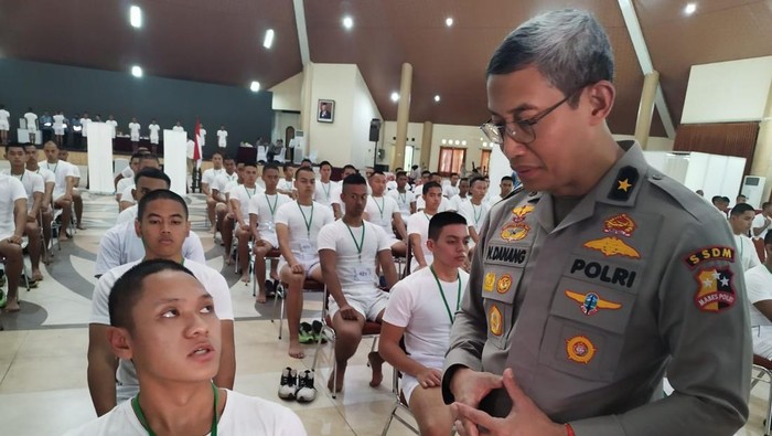 Kepala Biro Pengendalian Personel (Kabag Dalpers) SSDM Polri, Brigjen Nurworo Danang di Gedung Serbaguna Akpol, Semarang.