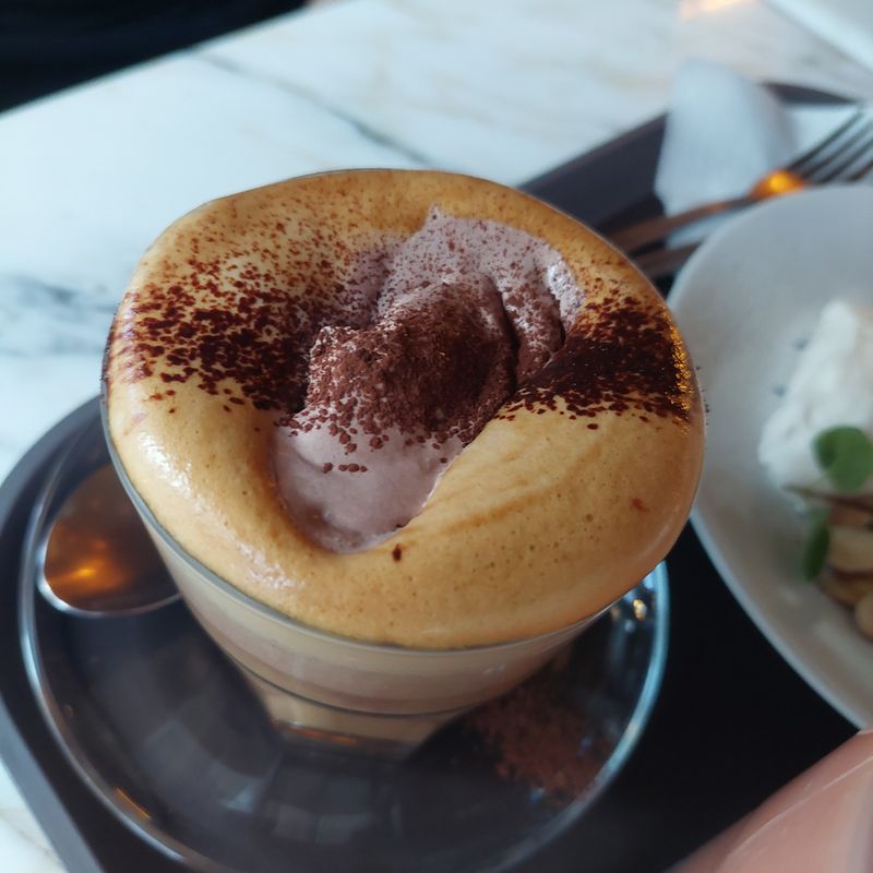 Kopi Einspanner, racikan kopi creamy asal Austria
