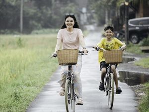30 Contoh Surat untuk Hari Ibu 2023 yang Menyentuh Hati dan Sanubari