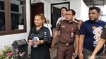 Senyum Lina Mukherjee TikToker Makan Babi Sebelum Ditahan