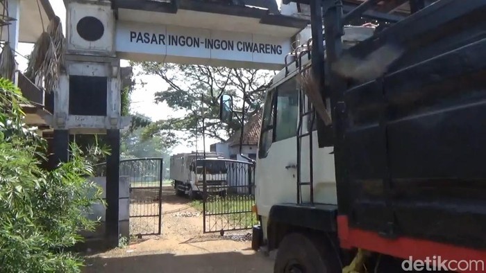 Pasar Hewan Purwakarta