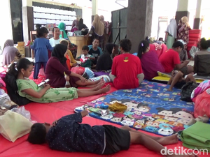 1.004 Warga Lumajang Masih Mengungsi Imbas Lahar Dingin Semeru