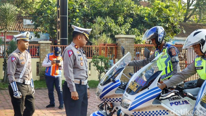 Polresta Bandung saat apel pasukan operasi patuh Lodaya 2023