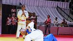 Momen Kapolri Unjuk Kebolehan Main Judo, Banting Lawan 2 Kali