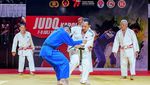 Momen Kapolri Unjuk Kebolehan Main Judo, Banting Lawan 2 Kali