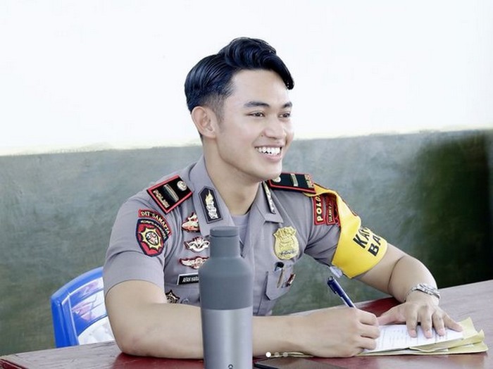 Sosok Ipda Afan Harapansyah, Kapolsek termuda viral dan menjadi sorotan di media sosial.