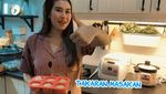 Momen Masak Syahnaz Sadiqah, Bikin BBQ dan Bekal Anak