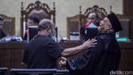 Usai Pembantaran 2 Pekan, Lukas Enembe Kembali Disidang