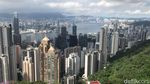 Menikmati Deretan Pencakar Langit Hong Kong dari Puncak Victoria