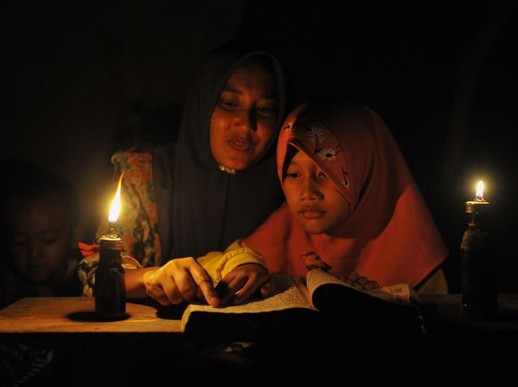 Kasihan! Warga di Jambi Ini Belum Menikmati Layanan Listrik