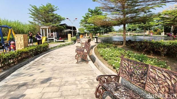 Arca Totok Kerot Kediri
