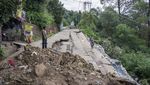 Badai di India Sebabkan Banjir Bandang hingga Longsor