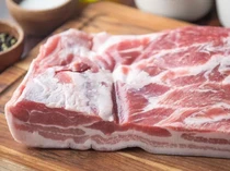 5 Alasan Harga Daging Babi Lebih Murah daripada Sapi