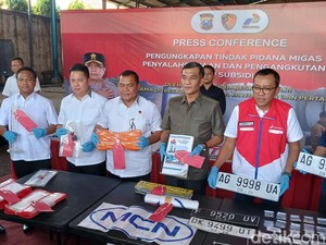 Bareskrim Bongkar Penimbunan Solar di Kota Pasuruan, 3 Orang Jadi Tersangka