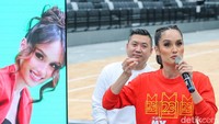 Cinta Laura diperkenalkan secara langsung oleh panpel di Indonesia Arena, Gelora Bung Karno (GBK) pada Selasa (11/7/2023).