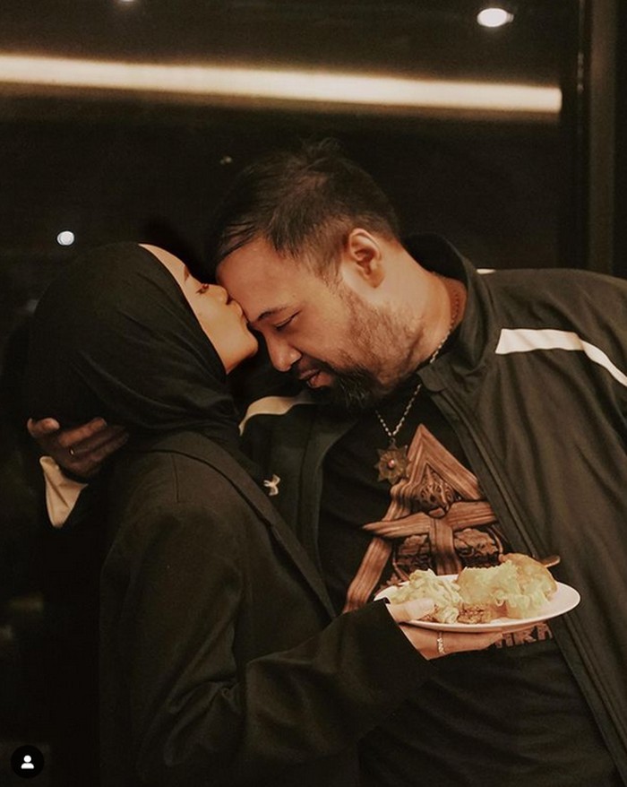 Cita Citata Pencinta Berat Kopi, Ini Gaya Ngopinya yang Hits