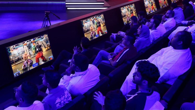 Gamers from different countries play during an esports and gaming festival Gamers8 at Boulevard Riyadh, Saudi Arabia, July 9, 2023. REUTERS/Ahmed Yosri REFILE - QUALITY REPEAT