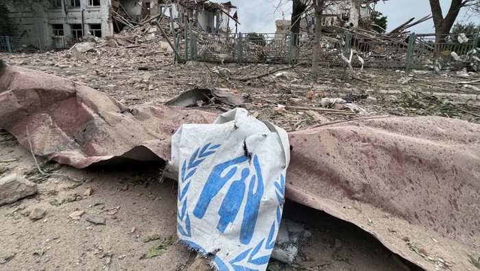 Gedung Pusat Bantuan di Ukraina Hancur Dirudal Rusia A view shows a building destroyed by a Russian air strike, amid Russia's attack on Ukraine, in Orikhiv, Zaporizhzhia region, Ukraine July 10, 2023. Head of the Zaporizhzhia Regional Military Administration Yurii Malashko via Telegram/Handout via REUTERS ATTENTION EDITORS - THIS IMAGE HAS BEEN SUPPLIED BY A THIRD PARTY. NO ARCHIVES. NO RESALES.