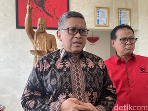 PDIP Sebut Pihak Pasang Foto Bareng Jokowi untuk Raih Suara Bakal Kecele
