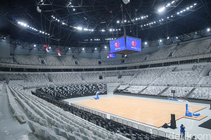 Indonesia Arena atau Stadion Multifungsi GBK, Senayan, Jakarta, siap menghelat Piala Dunia Basket 2023 pada Agustus mendatang. Yuk, lihat lebih dekat.