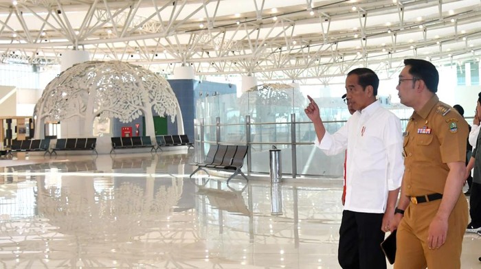 Jokowi tinjau Bandara Kertajati. (Rusman/Biro Pers Sekretariat Presiden)