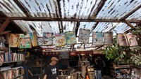 Adapun jam buka Kampoeng Gallery yaitu pukul 11.00-23.00 WIB setiap harinya.