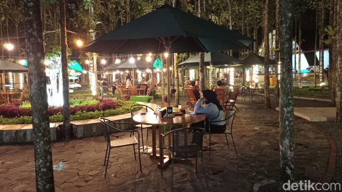 Kebon Djati Eatery Tasikmalaya