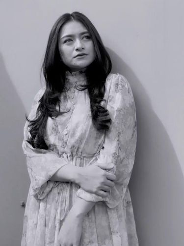 Nathalie Holscher Nathalie Holscher