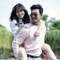 Olivia pun kerap tampil natural dengan pulasan makeup non bold. Bagaimana menurutmu penampilan perempuan yang hobi travelling, panjat tebing dan mendaki gunung ini? Foto: Dok. Instagram @oliviasumargo