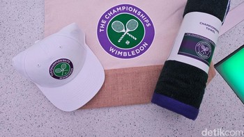 Selain itu diberikan tas totebag, towel dan topi khusus. Foto: Adi Fida Rahman/detikINET