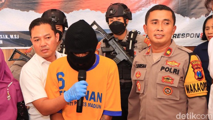 pembunuhan LC di Madiun
