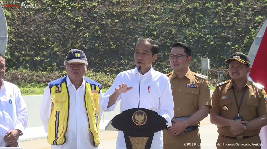 Presiden Jokowi Resmikan Jalan Tol Cileunyi-Sumedang-Dawuan (Cisumdawu), Sumedang, Selasa (11/7/2023). (Tangkapan Layar Youtube Sekretariat Presiden)