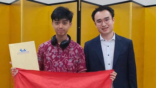 Restu, siswa Jembrana peraih emas kompetisi internasional di Jepang.