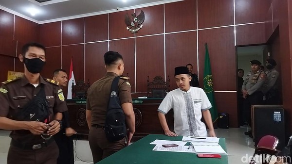 Perjalanan Kasus Terdakwa Revenge Porn Alwi hingga Divonis 6 Tahun Bui 