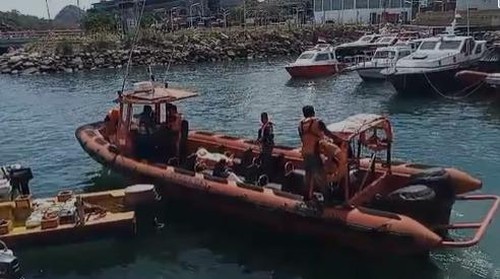 Tim SAR Gabungan berangkat ke lokasi kapal pinisi Dragonet yang patah kemudi di perairan Taman Nasional (TN) Komodo.