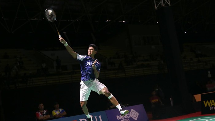 Tunggal putra Indonesia Alwi Farhan di BNI Badminton Asia Junior Championships (AJC) 2023.
