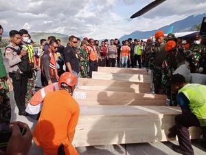 Daftar 6 Jenazah Korban Jatuhnya Pesawat SAM Air yang Teridentifikasi