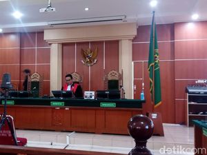 Hakim Tolak Praperadilan Eks Dirut Bank Jambi, Kasus Gagal Bayar Berlanjut