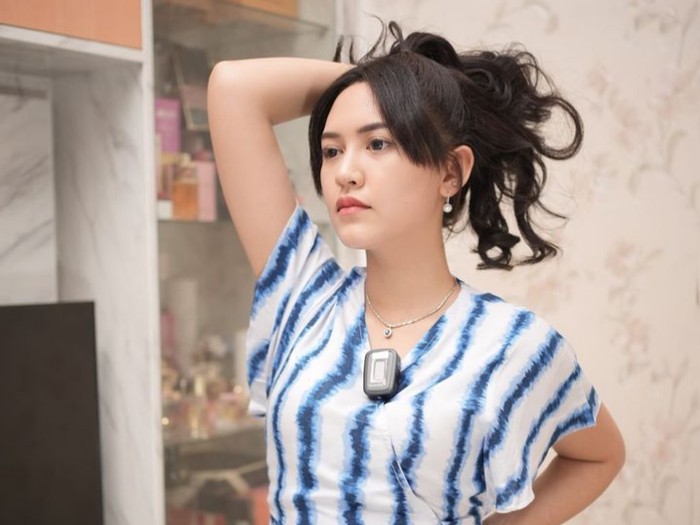 Happy Asmara merilis video musik lagu Selamat Tinggal Kasih pada Jumat (7/7/2023). Hari di mana sang mantan kekasih, Denny Caknan menikah dengan Bella Bonita.