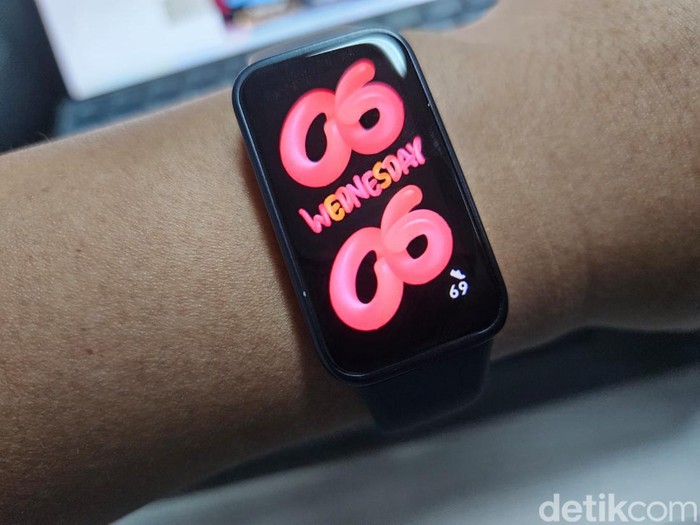 Huawei Band 8