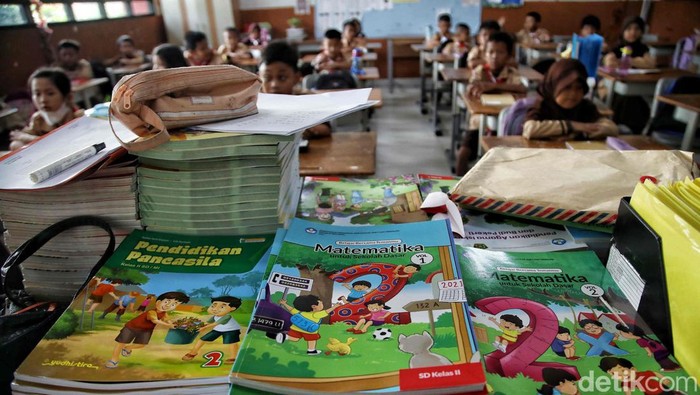 Ilustrasi Pelajar SD, Ilustrasi sekolah dasar, ilustrasi pelajar