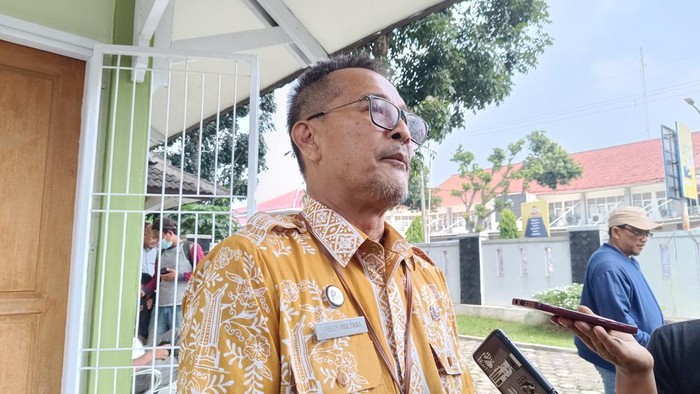 Kepala Dinas (Kadis) Koperasi dan UKM Kabupaten Bogor, Asep Mulyana