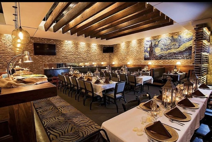 Keren! Restoran Mewah Ini Terinspirasi Lukisan Vincent Van Gogh Keren! Restoran Mewah Ini Terinspirasi Lukisan Vincent Van Gogh