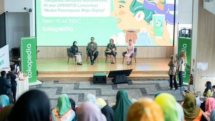 Tokopedia Bersama KemenPPPA RI dan UPRINTIS luncurkan ‘Modul Perempuan Maju Digital’, dukung pemberdayaan perempuan UMKM, di Jakarta, Rabu 12/7/2023).