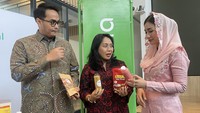 Menteri PPPA RI, Bintang Puspayoga, menyampaikan bahwa peningkatan pemberdayaan perempuan dalam kewirausahaan yang berperspektif gender merupakan salah satu agenda prioritas yang dimandatkan oleh Presiden RI. Hal ini karena partisipasi yang setara dari perempuan dan laki-laki merupakan kunci kesejahteraan suatu bangsa. Badan Pusat Statistik (BPS) pada Februari 2023 mencatat bahwa Tingkat Partisipasi Angkatan Kerja (TPAK) perempuan mencapai 54,4%, sedangkan laki-laki sudah mencapai 83,98%. Partisipasi kerja perempuan perlu ditingkatkan melalui pemberdayaan ekonomi.